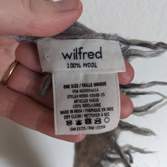 Aritzia Wilfred 100% Wool Long Gray Scarf - Picture 4 of 4